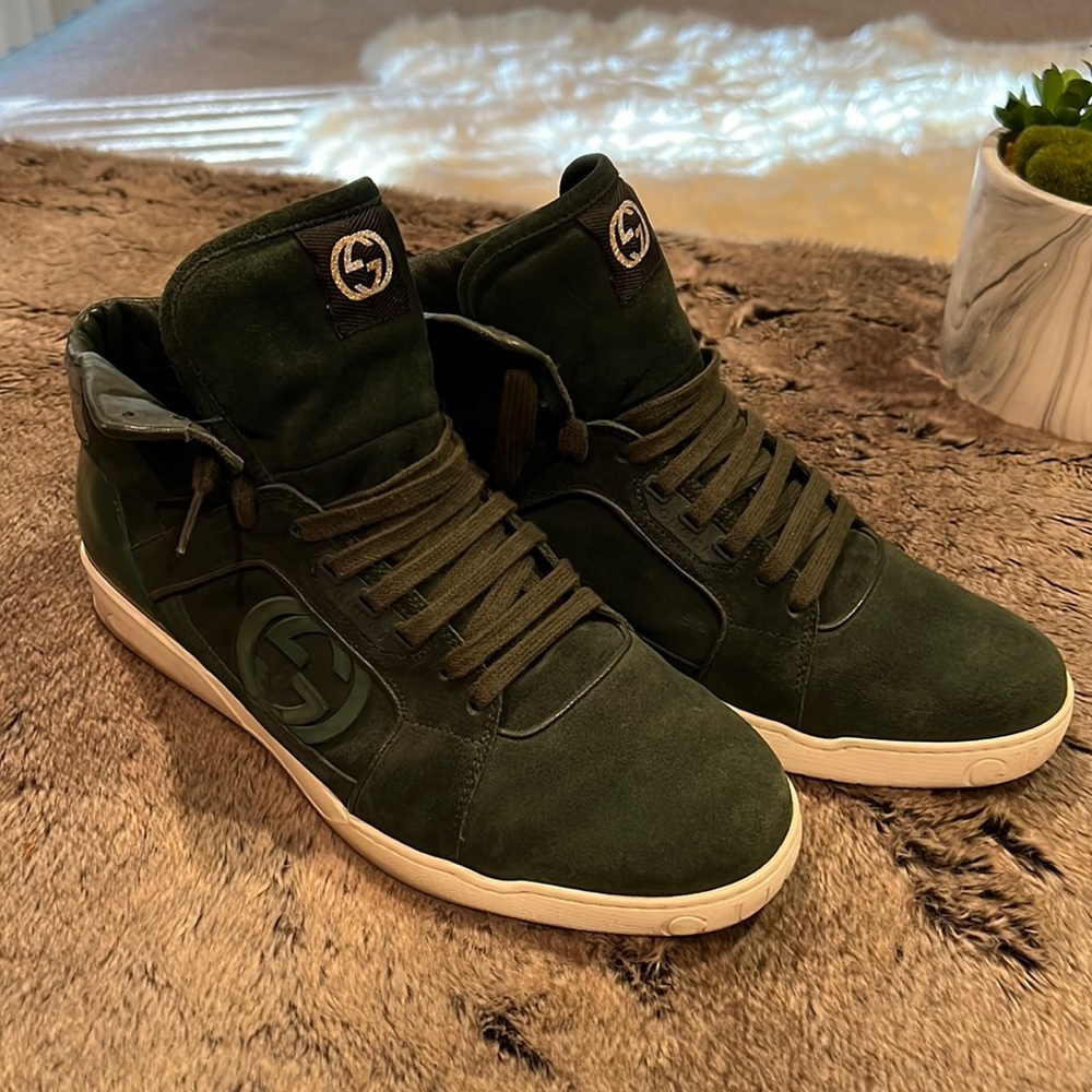 Gucci mens high top sneakers 9G